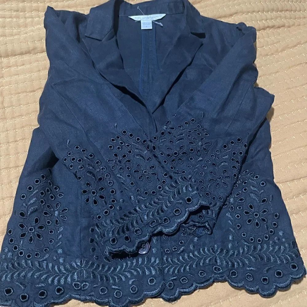 Diane vonFurstenberg blue blazer eyelet 💯% linen NWOT
